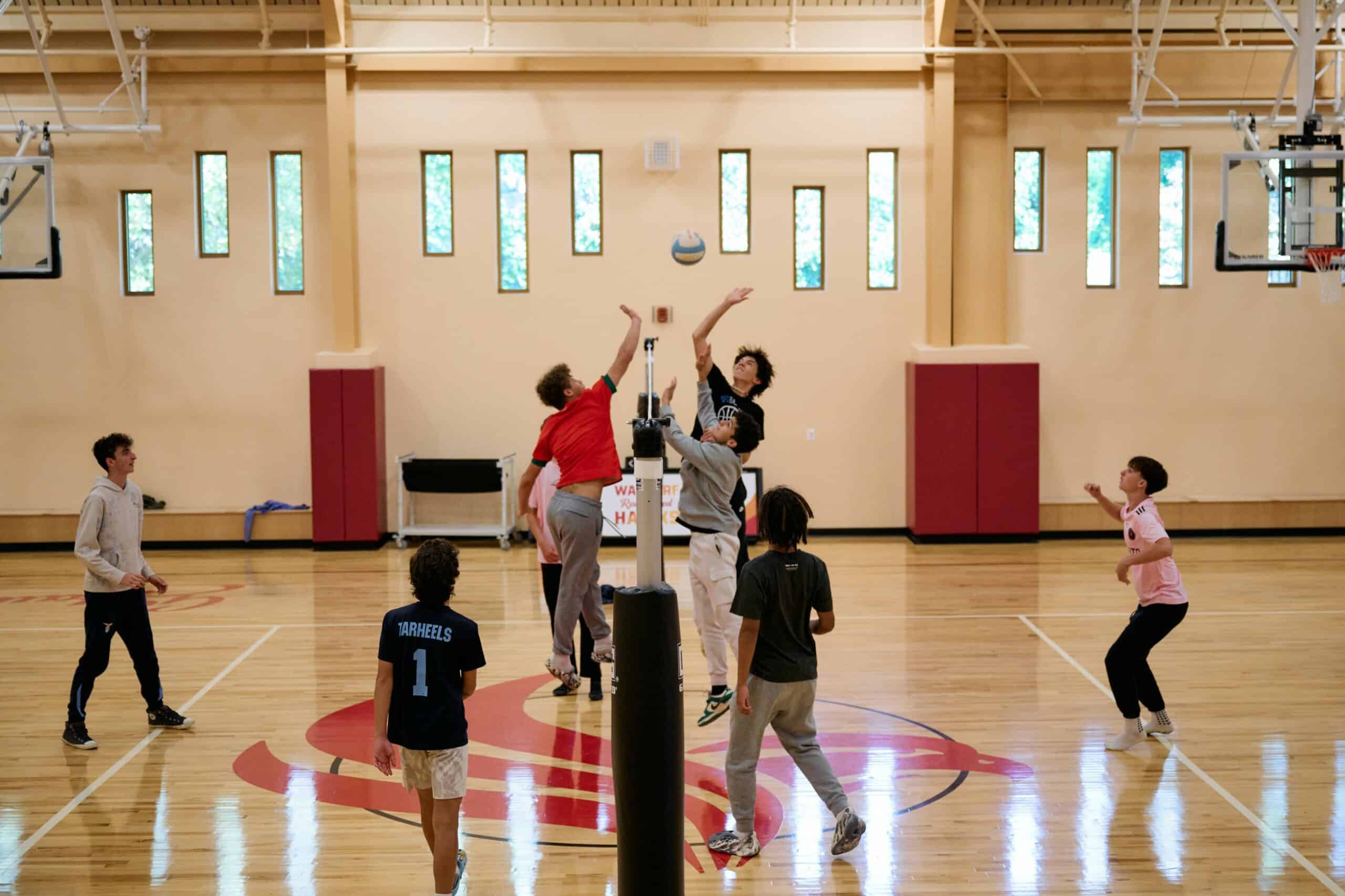 HS-Lunch-Volleball-scaled image